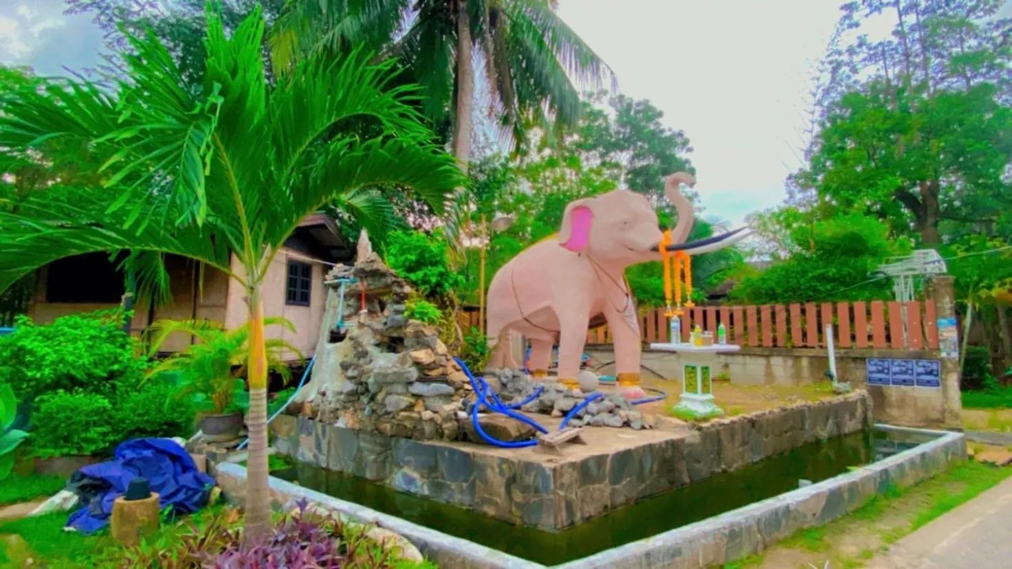 Lotus Paradise Resort - Sha Plus Koh Tao